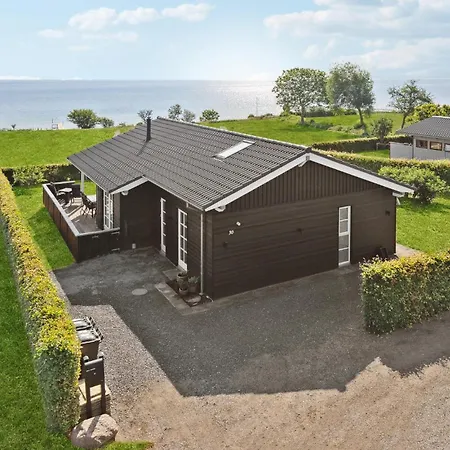 Ferienhaus In With Kitchen *